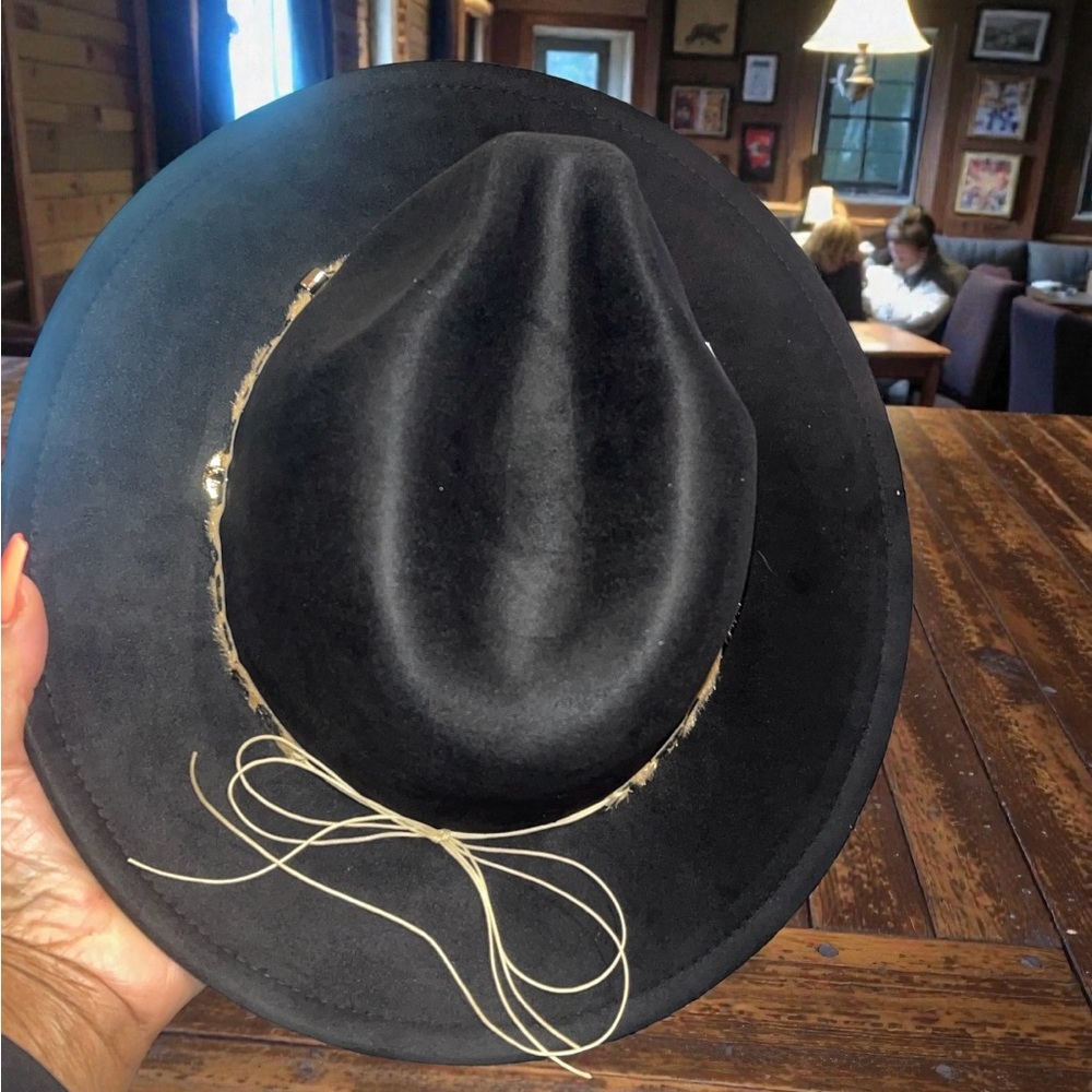Stylish Black Wide-Brim Fedora Hat with Leopard Band NWT - Picture 8 of 14